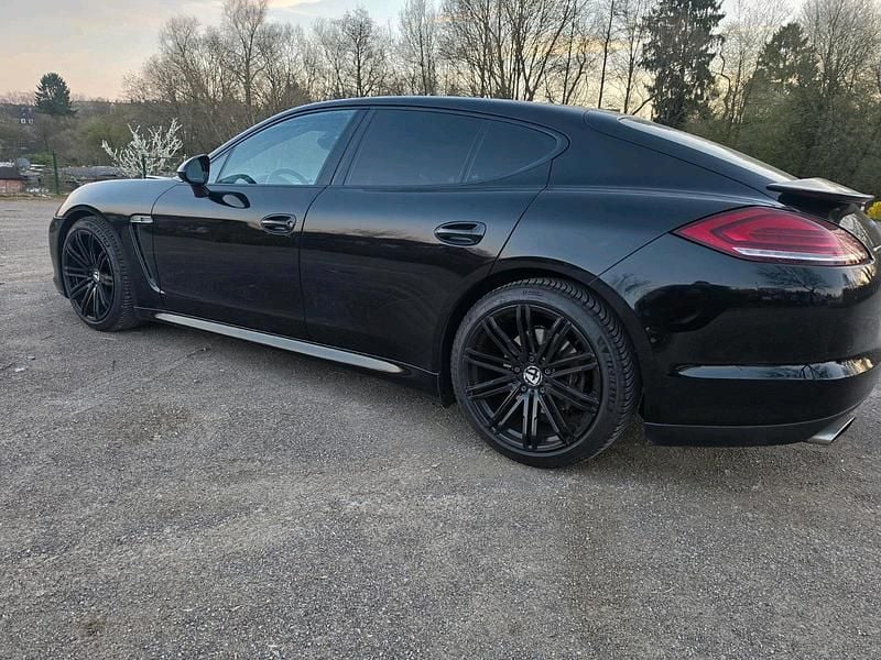 Gebraucht Porsche Panamera 4 300 PS (220 kW) 2010 Schwarz Limousine