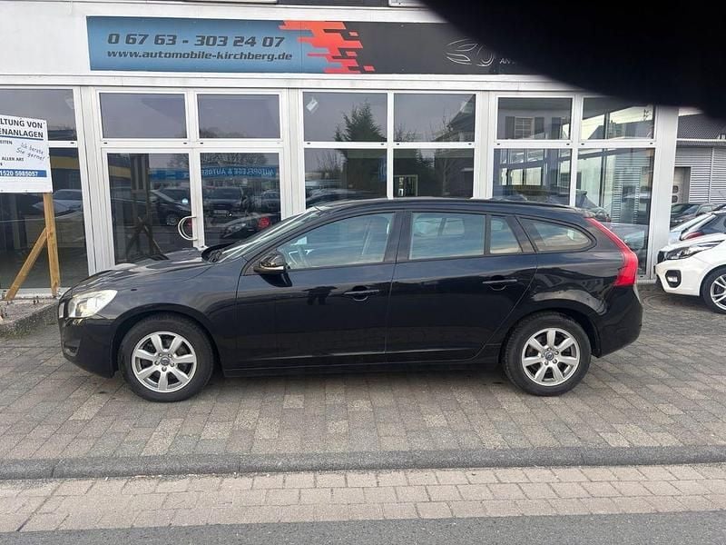 Gebraucht Volvo V60 Kinetic 150 PS (110 kW) 2011 Schwarz Kombi