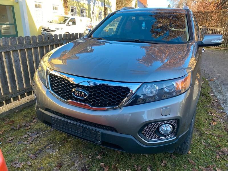 Gebraucht Kia Sorento 197 PS (144 kW) 2011 Grau SUV