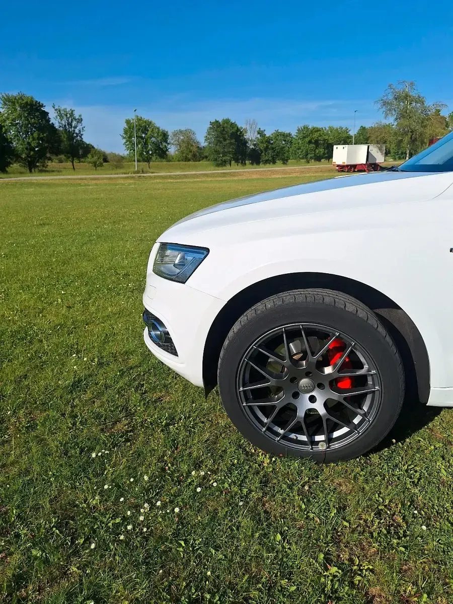 Używany Audi Q5 S-Line 272 KM (200 kW) 2015 Biały SUV
