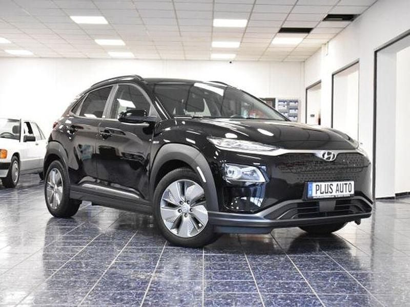 Gebraucht Hyundai Kona Style 150 kW (204 PS) 2020 Schwarz SUV
