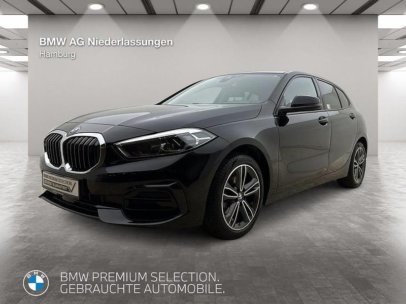 Schwarz Gebraucht 2022 BMW 118 Comfort Edition Kleinwagen | 22.636 € (Fairer Preis) - Bild 1/4