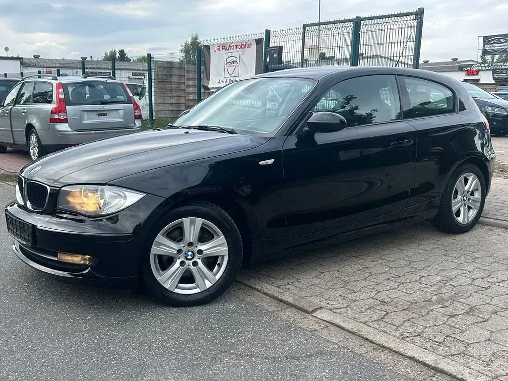 Gebraucht BMW 120 Sport Line 170 PS (125 kW) 2008 Schwarz Kleinwagen