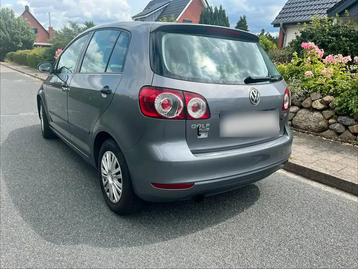 Gebraucht VW Golf Plus Cross 105 PS (77 kW) 2010 Grau Van / Kleinbus