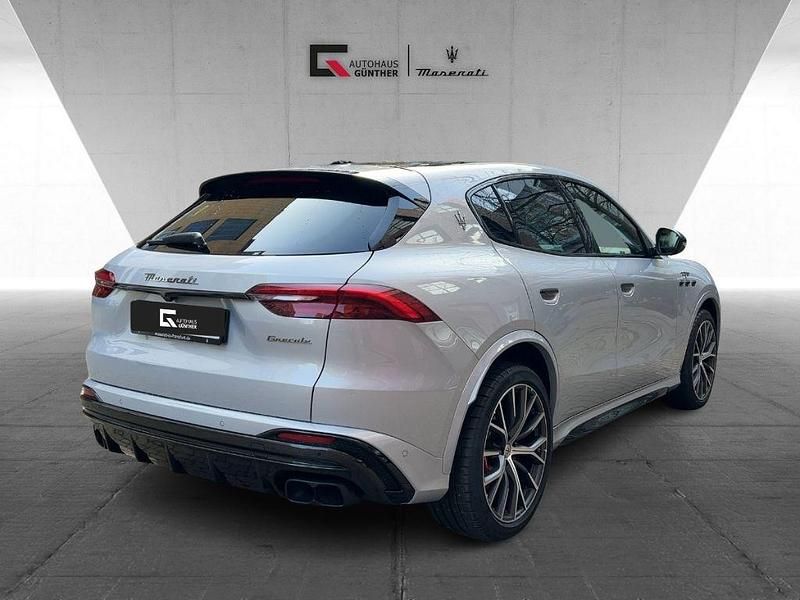 Neu Maserati Grecale 530 PS (389 kW) 2026 Silber SUV