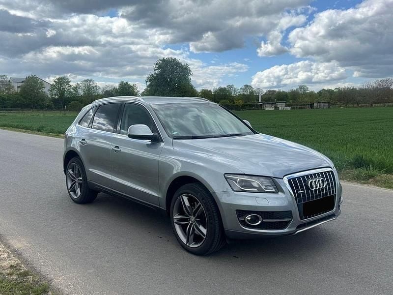 Second-hand Audi Q5 239 CP (175 kW) 2010 Gri SUV