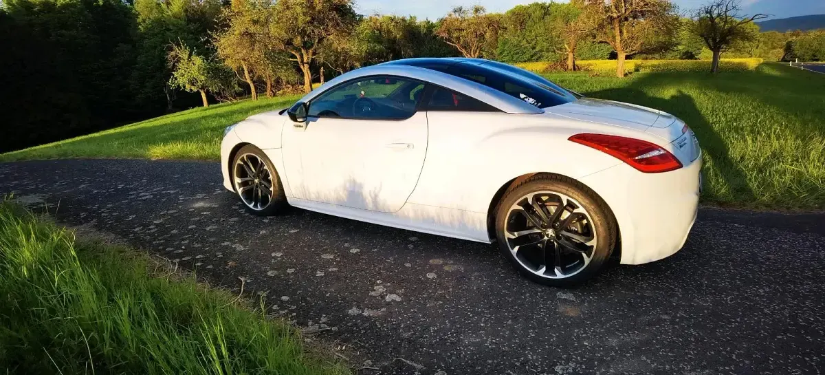 Gebraucht Peugeot RCZ 156 PS (114 kW) 2012 Weiß Coupé