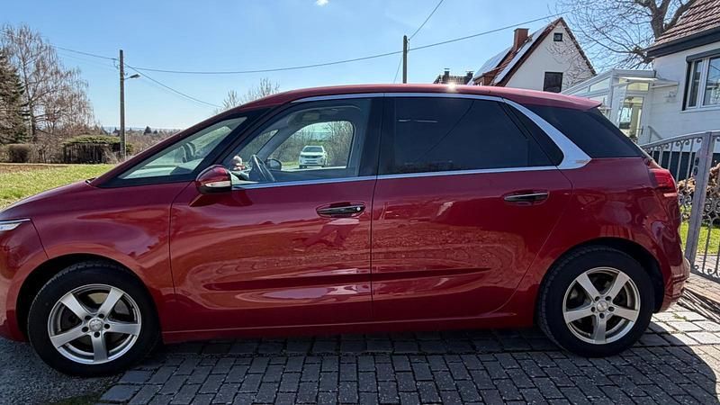 Gebraucht Citroën C4 Picasso Exclusive 155 PS (114 kW) 2013 Rot Van / Kleinbus