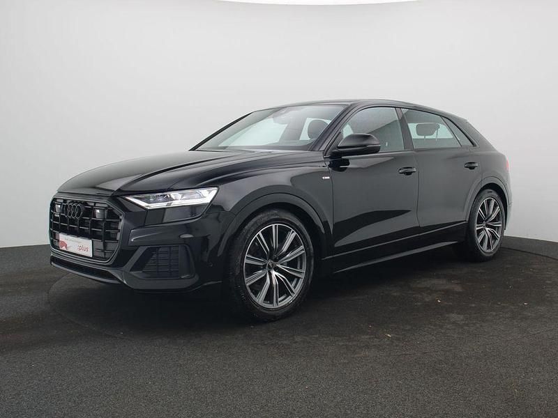 Gebraucht Audi Q8 Ambiente 286 PS (210 kW) 2021 Mythosschwarz metallic SUV