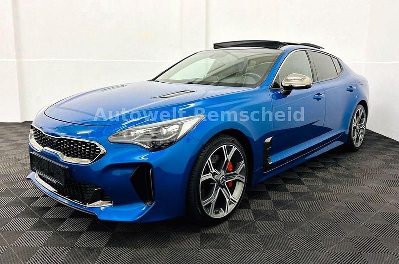 Gebraucht Kia Stinger GT 366 PS (269 kW) 2018 Blau Kleinwagen