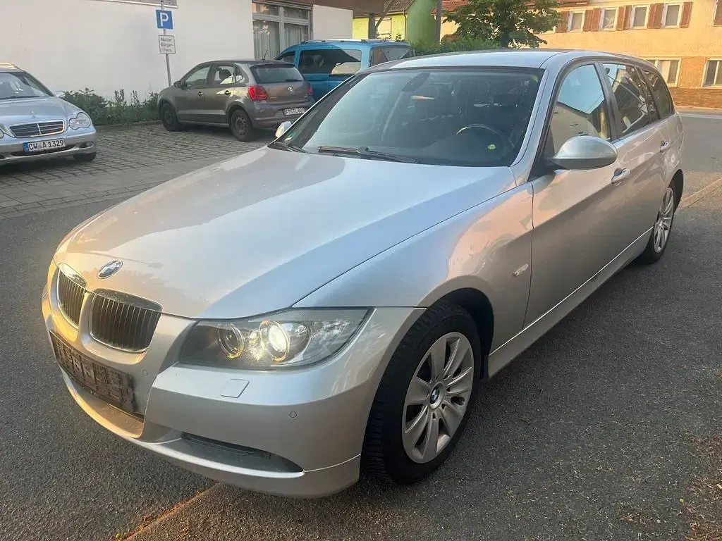 Gebraucht BMW 320 Comfort Edition 163 PS (119 kW) 2007 Silber Kombi