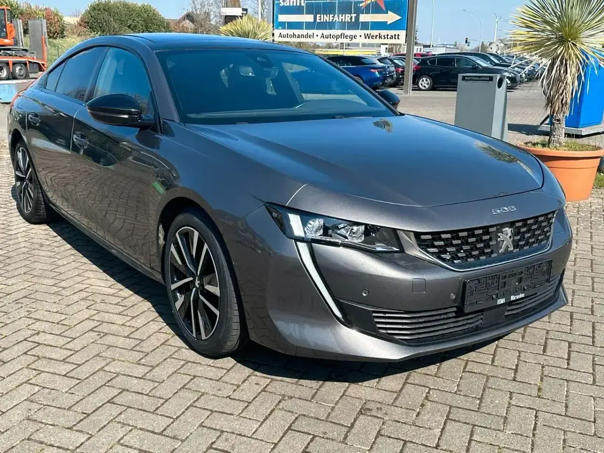 Gebraucht Peugeot 508 GTi 131 PS (96 kW) 2021 Lackierung platiniumgrau/typ Limousine