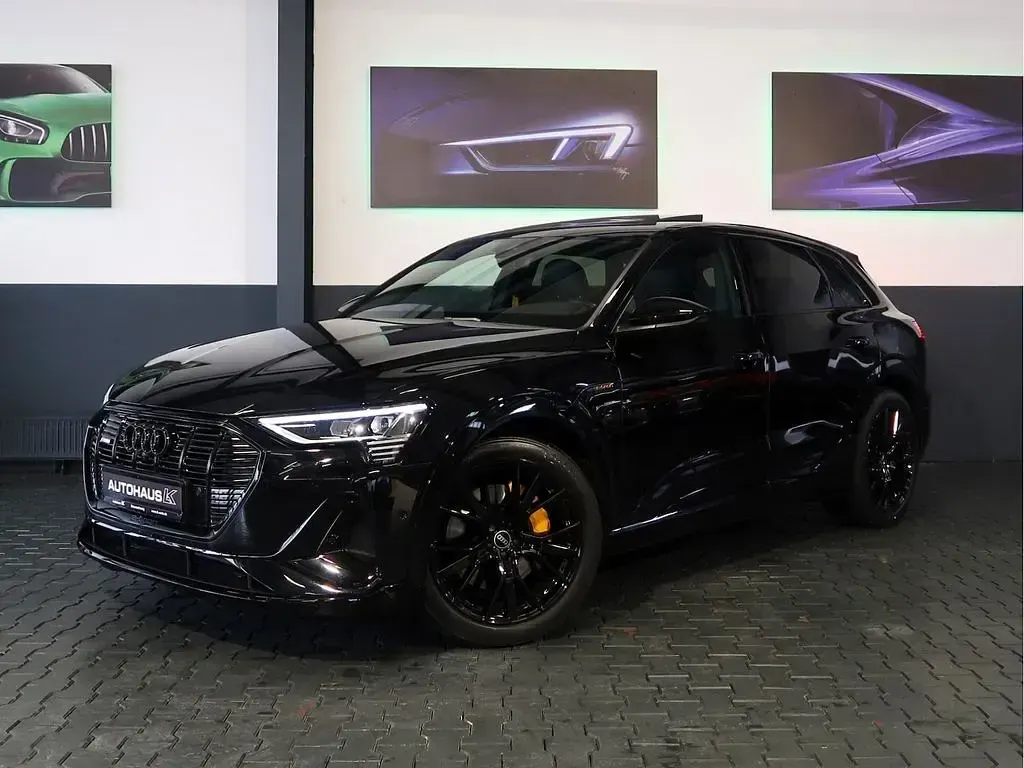 Usata Audi e-tron S-Line 300 kW (408 CV) 2023 Nero SUV