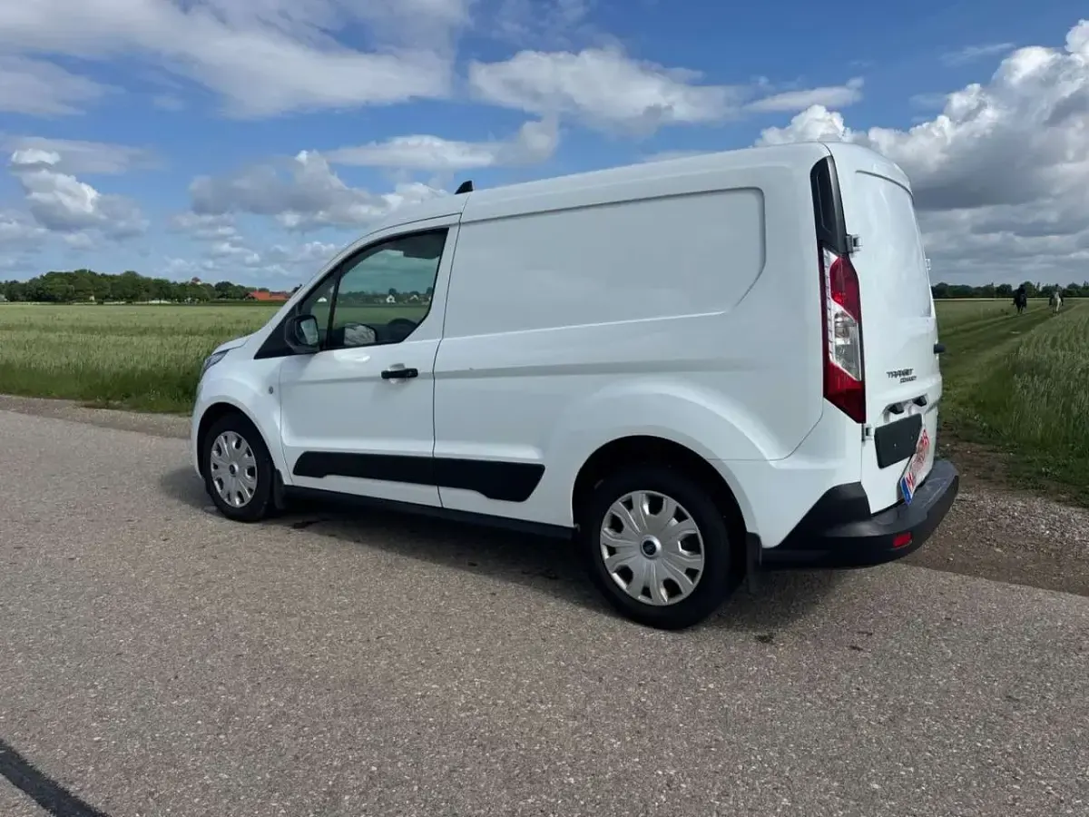 Gebraucht Ford Transit Connect Trend 101 PS (74 kW) 2024 Frozen white Van / Kleinbus