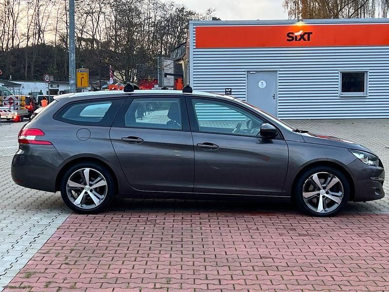 Gebraucht Peugeot 308 SW Business-Line 150 PS (110 kW) 2016 Braun Kombi