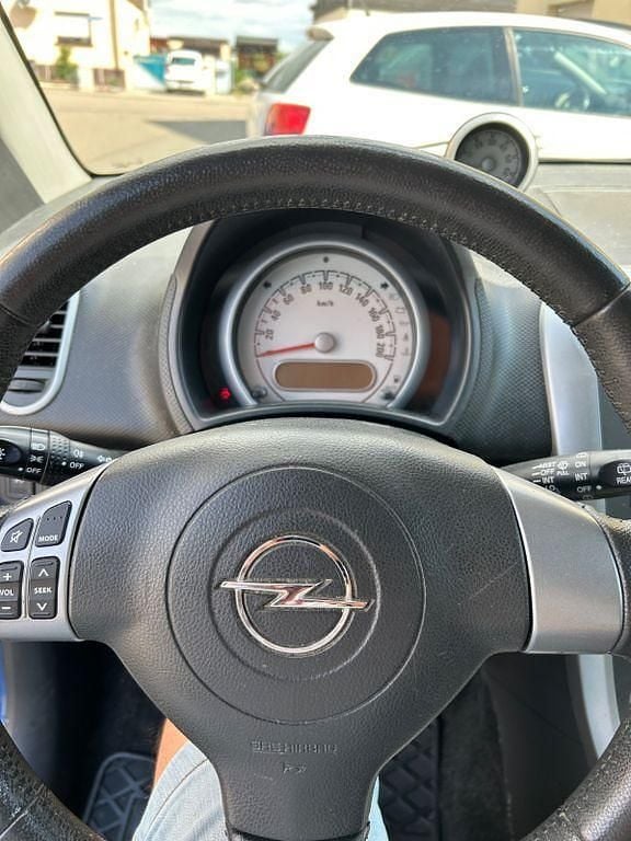 Gebraucht Opel Agila Edition 94 PS (69 kW) 2010 Blau Kleinwagen