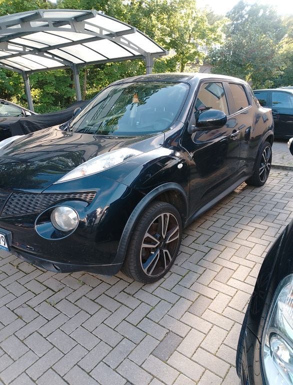 Schwarz Gebraucht 2010 Nissan Juke Tekna SUV | 6.800 € (Guter Preis) - Bild 1/4