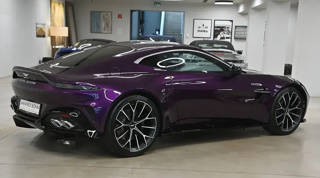 Neu Aston Martin Vantage 665 PS (489 kW) 2026 Violett Coupé