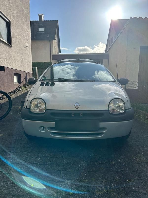 Gebraucht Renault Twingo 75 PS (55 kW) 2004 Andere farben Kleinwagen