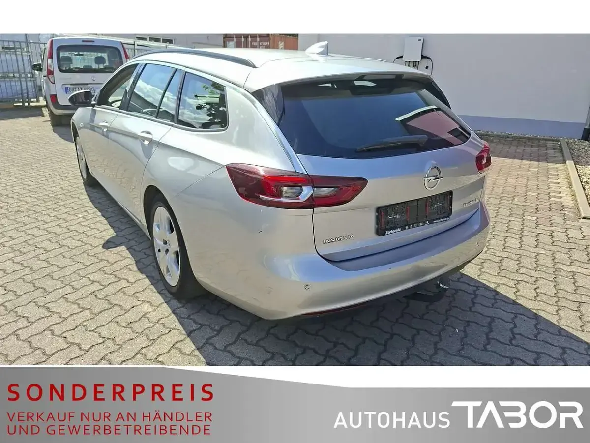 Gebraucht Opel Insignia Edition 136 PS (100 kW) 2017 Silber Kombi