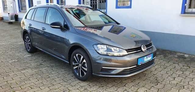 Gebraucht VW Golf VII Comfortline 116 PS (85 kW) 2020 Grau metallic Kombi