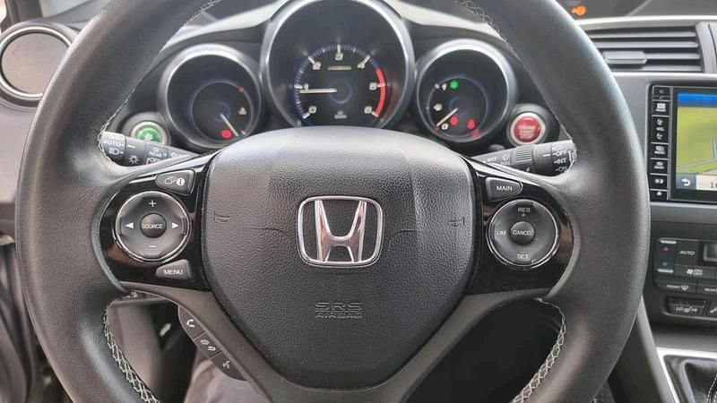 Gebraucht Honda Civic Executive 120 PS (88 kW) 2016 Grau Kombi