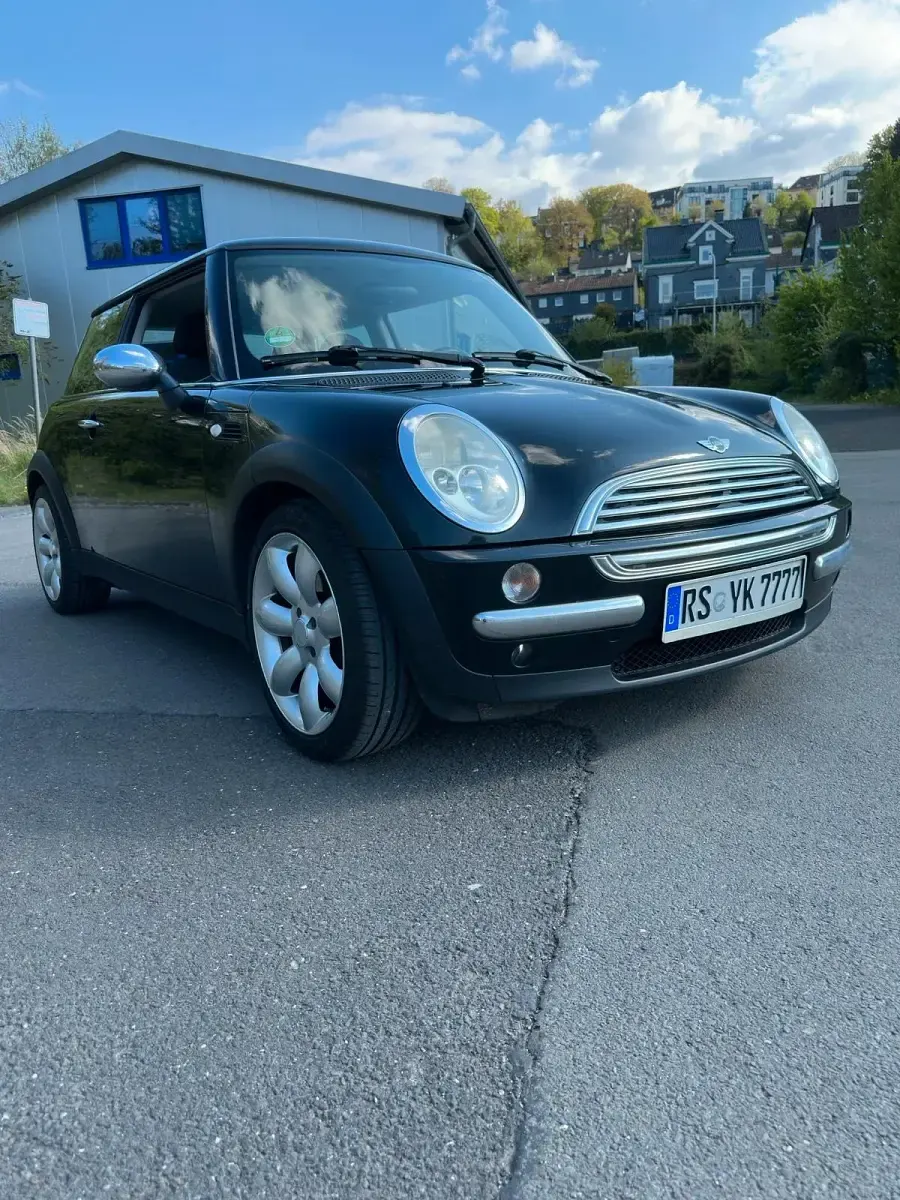 Gebraucht Mini Cooper 101 PS (74 kW) 2004 Schwarz Kleinwagen