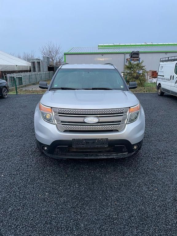 Gebraucht Ford Explorer 390 PS (286 kW) 2011 Beige SUV