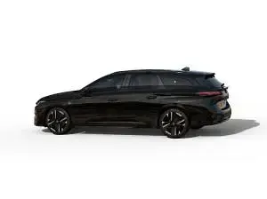 Neu Peugeot 308 131 PS (96 kW) 2026 Schwarz (perla nera schwarz) Limousine
