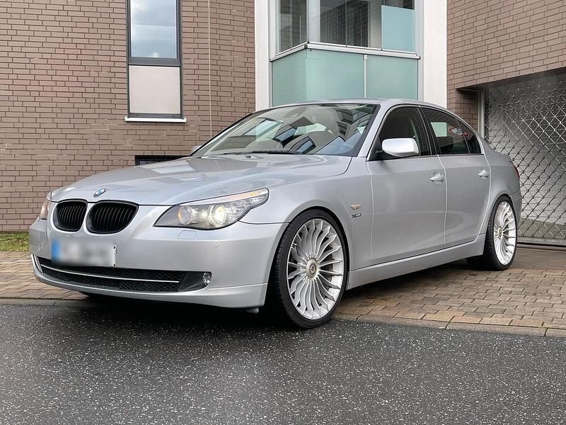 Gebraucht BMW 525 218 PS (160 kW) 2009 Silber Kleinwagen
