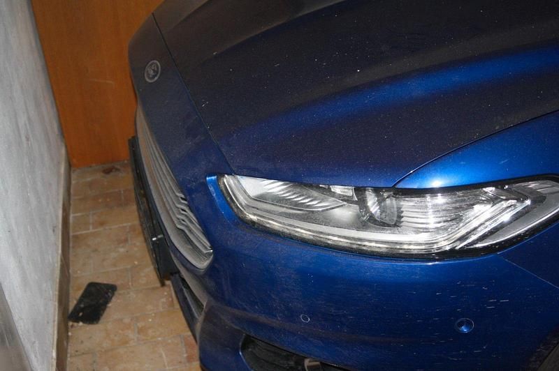 Gebraucht Ford Mondeo Titanium 150 PS (110 kW) 2015 Blau Kombi