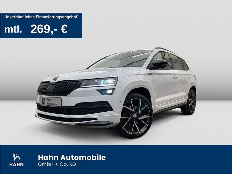 Moonweiss metallic Gebraucht 2022 Skoda Karoq SportLine SUV | 29.930 € (Teuer) - Bild 1/3