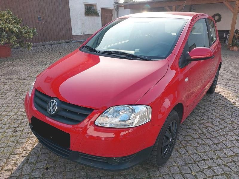 Gebraucht VW Fox Refresh 54 PS (39 kW) 2009 Rot Kleinwagen
