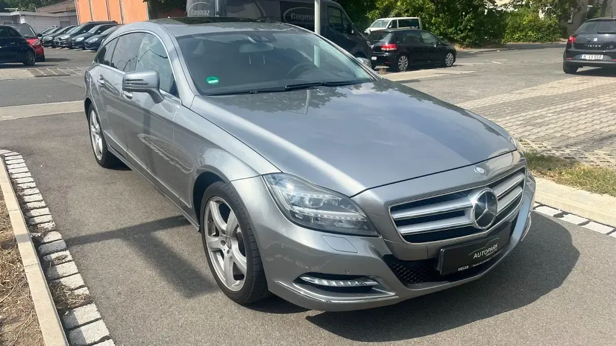 Gebraucht Mercedes CLS350 Shooting Brake 265 PS (194 kW) 2013 Grau Kombi