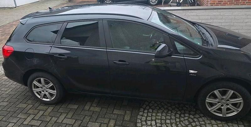 Gebraucht Opel Astra Eco 110 PS (80 kW) 2013 Schwarz Kombi