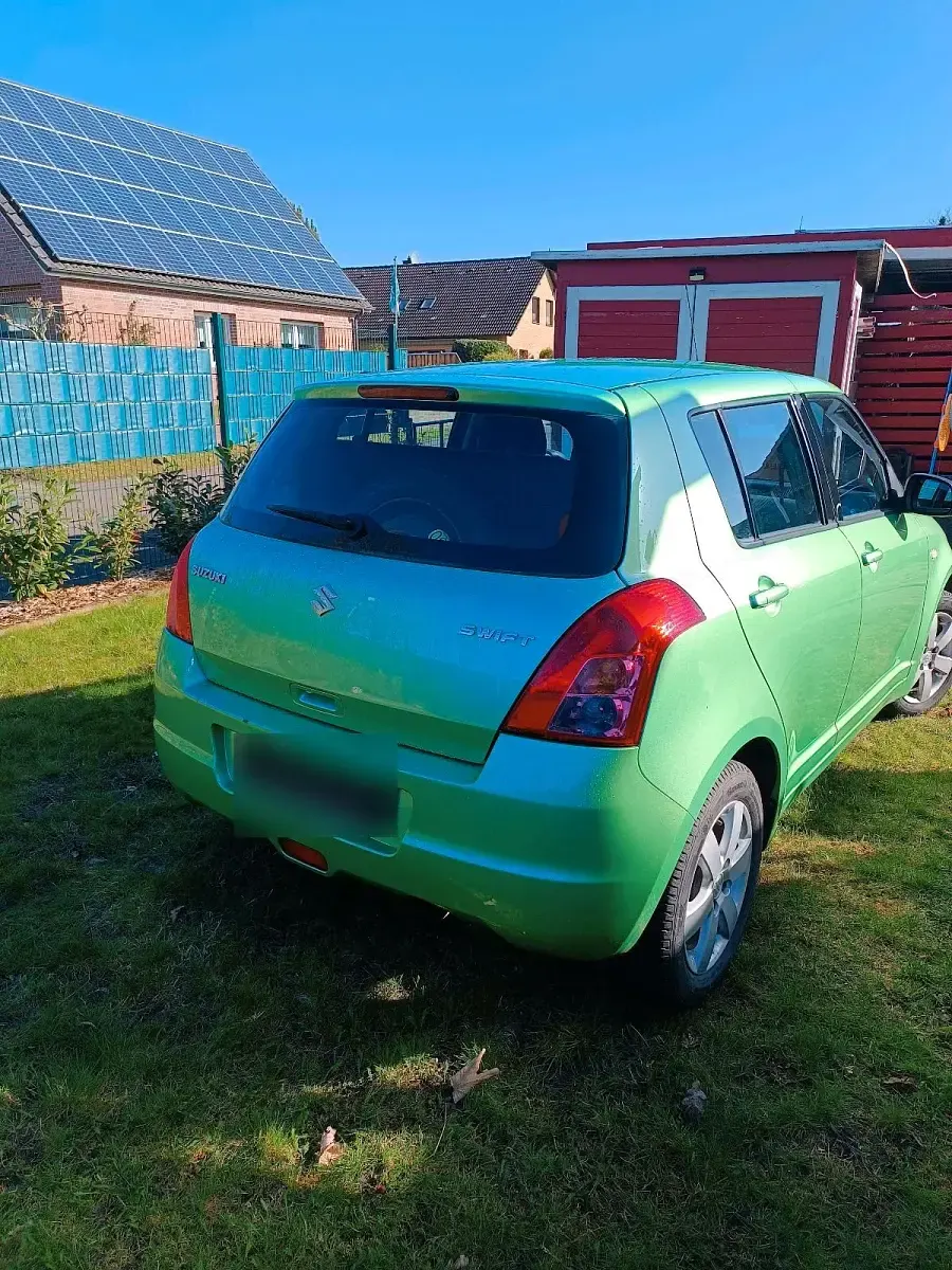 Gebraucht Suzuki Swift 91 PS (66 kW) 2009 Grün Kleinwagen