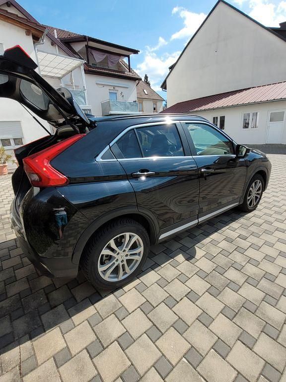 Gebraucht Mitsubishi Eclipse Cross 163 PS (119 kW) 2018 Schwarz SUV