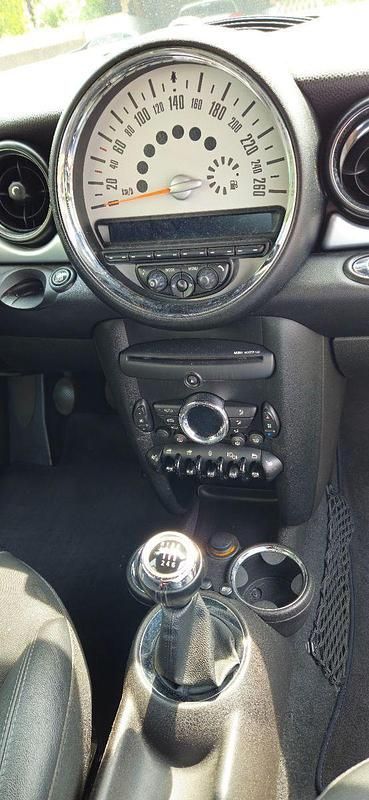 Second-hand Mini ONE 98 CP (72 kW) 2012 Negru Hatchback