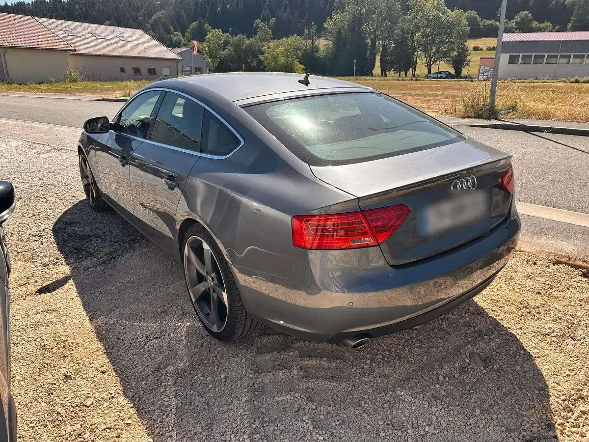 Gebraucht Audi A5 Sportback 204 PS (150 kW) 2013 Grau Kleinwagen