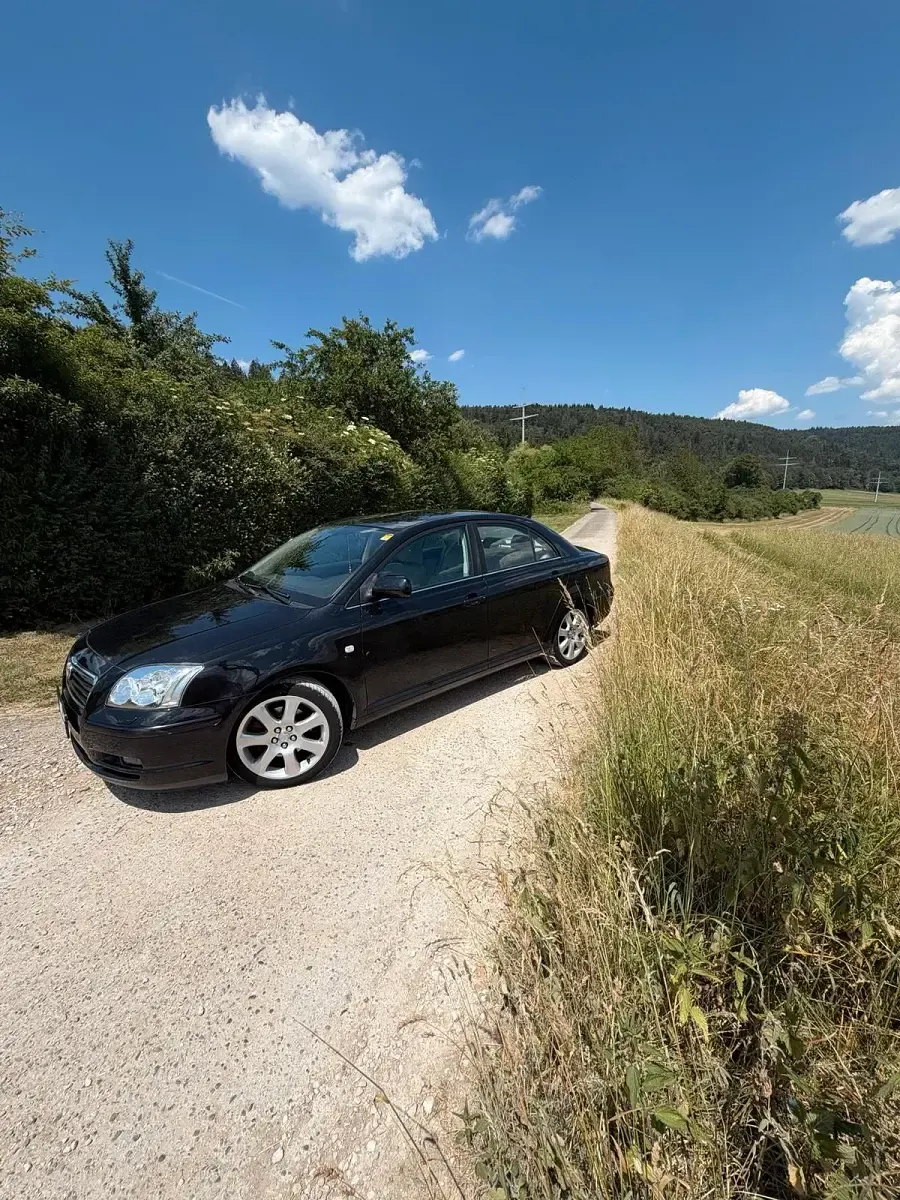 Gebraucht Toyota Avensis 163 PS (119 kW) 2006 Schwarz Limousine