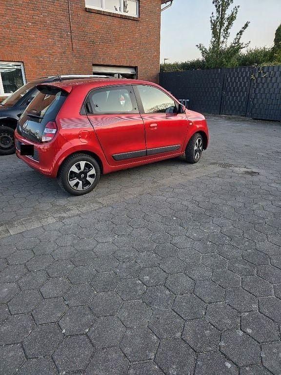 Gebraucht Renault Twingo Luxe 71 PS (52 kW) 2015 Rot Kleinwagen