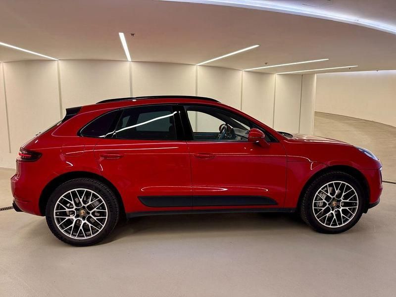 Gebraucht Porsche Macan S 258 PS (189 kW) 2017 Rot SUV