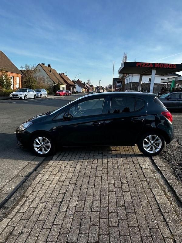 Gebraucht Opel Corsa 90 PS (66 kW) 2016 Grün Kleinwagen
