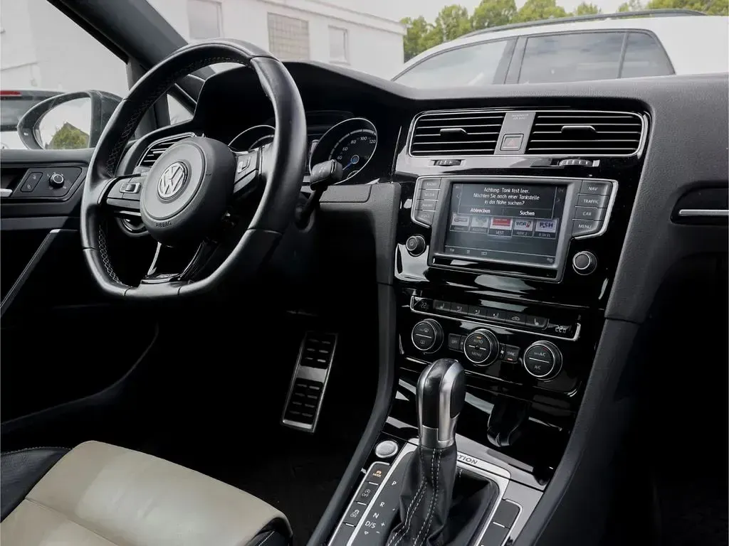 Occasion VW Golf VII R 300 ch (220 kW) 2016 Noir Break
