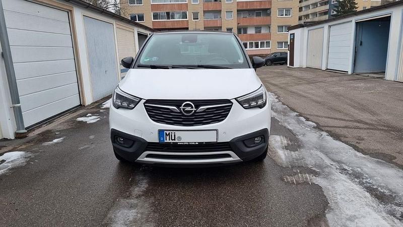 Weiß Gebraucht 2017 Opel Crossland Innovation SUV | 11.500 € (Guter Preis) - Bild 1/4