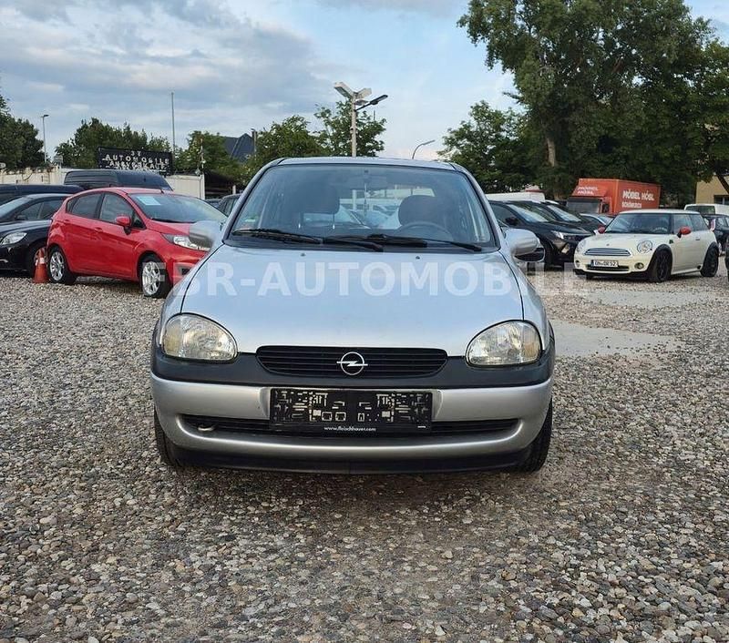 Gebraucht Opel Corsa 60 PS (44 kW) 1997 Grau Kleinwagen