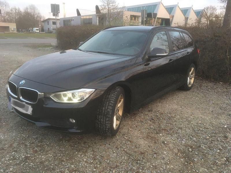 Schwarz Gebraucht 2013 BMW 320 Kombi | 7.100 € (Teuer) - Bild 1/4