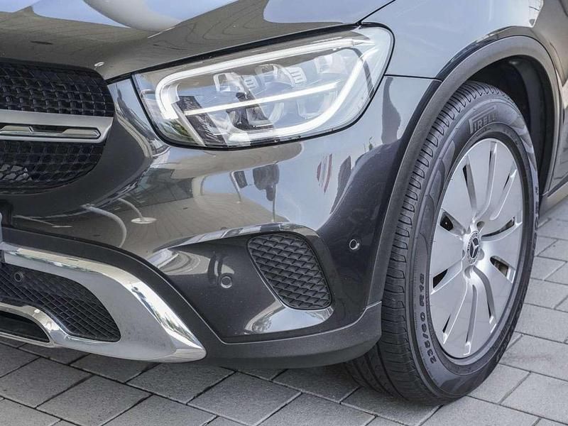 Gebraucht Mercedes GLC200 197 PS (144 kW) 2021 Grau SUV