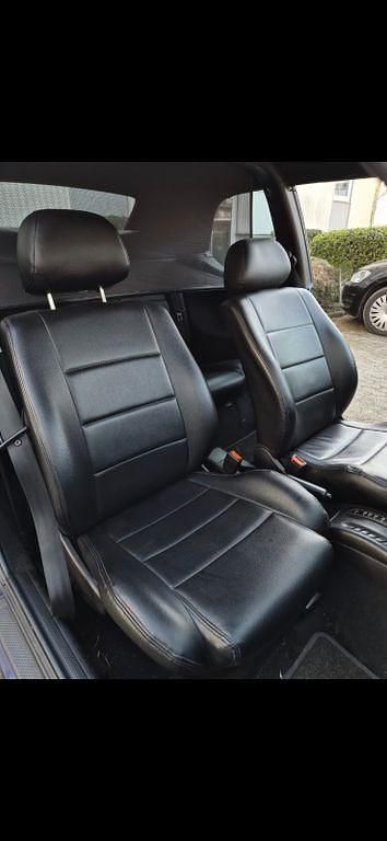 Gebraucht VW Golf 90 PS (66 kW) 1995 Schwarz Cabrio