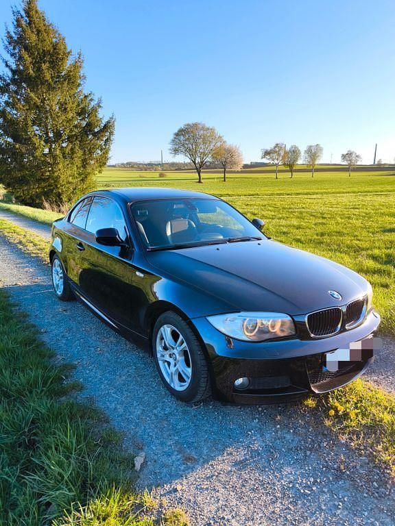 Usata BMW 118 Efficient Dynamics 143 CV (105 kW) 2013 Nero Utilitaria